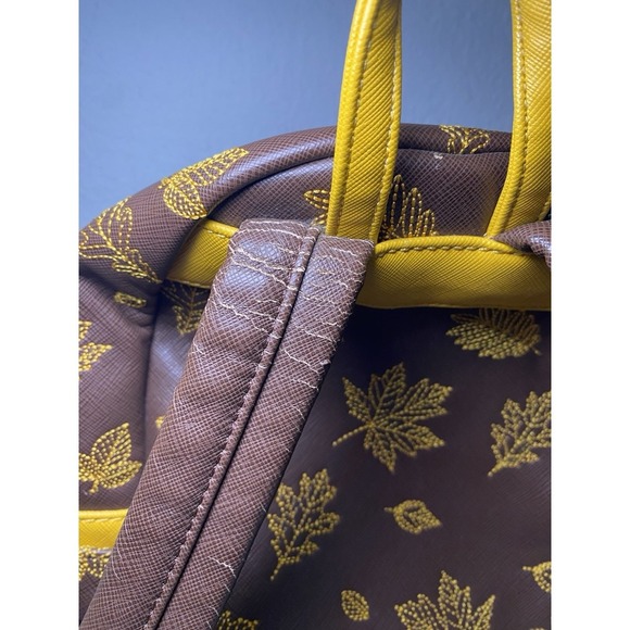 Loungefly Disney Winnie The Pooh Autumn Mini Backpack- Exclusive RARE Used *READ - Picture 9 of 16